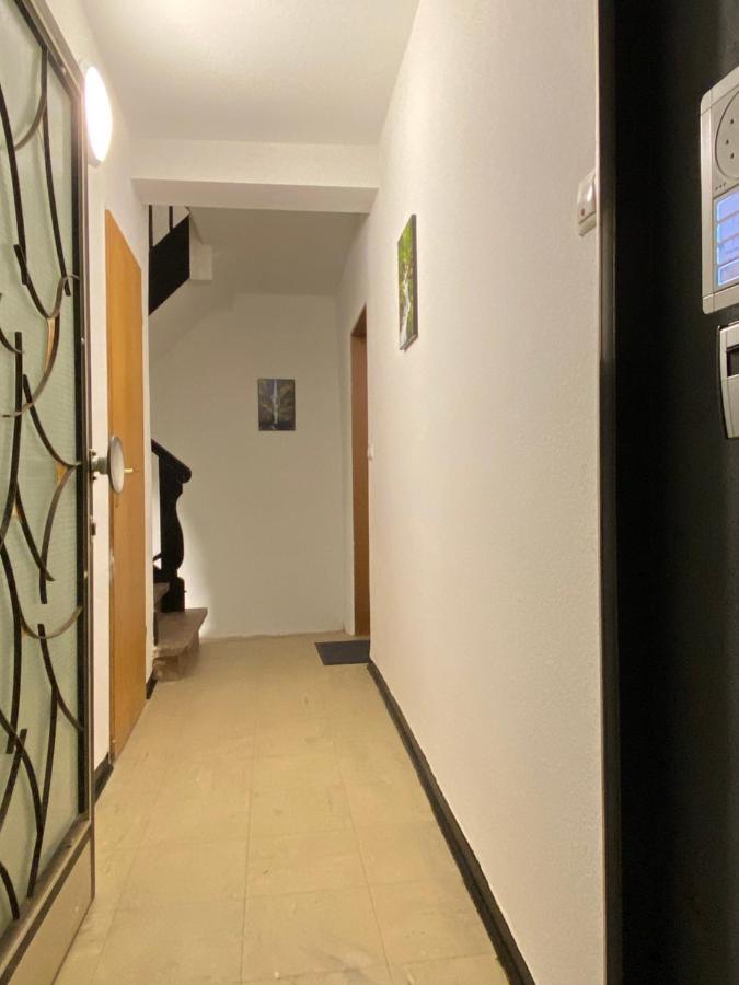 Kusch'Lige Kleine Wohnung Coblenza Exterior foto